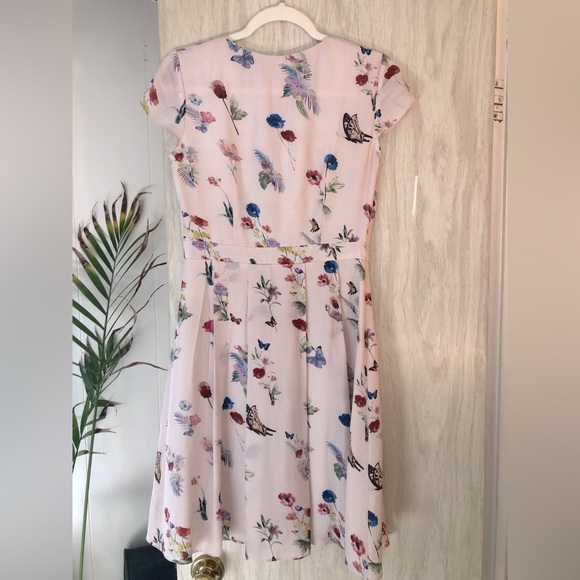 Like New floral pink cocktail dress, small - Picture 3 of 9
